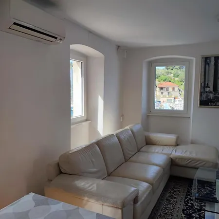 Authentic Stone House By The Sea Tatil Evi